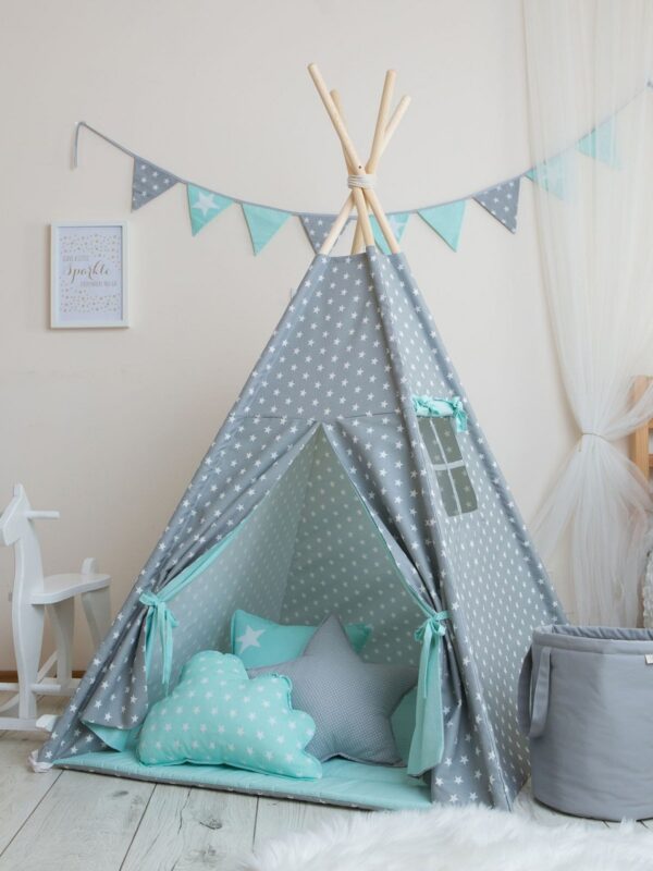 Grey Stars and Mint Dots