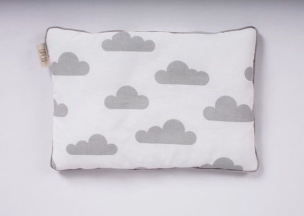 Jastuk Oblaci