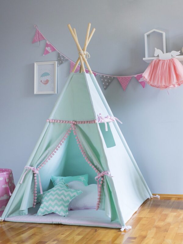 Mint and Pink šator with Pom Poms